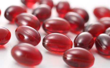 透明な美しい赤色は特許製法と超臨海抽出による新鮮さの証豊富なアスタキサンチンが酸化ストレスから細胞を守ります
